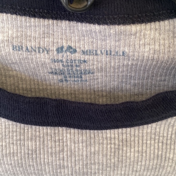 Brandy Melville Gray Blue Crop Top One Size - Picture 3 of 3